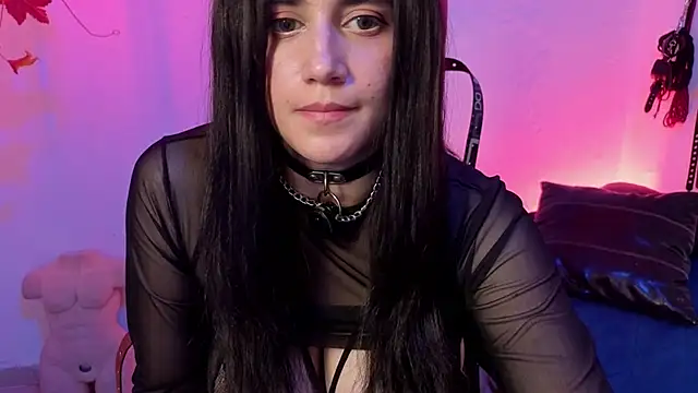 elowen halley1 online show from March 2, 2026, 7:54 pm