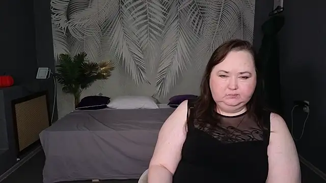 Eloisa Eliot online show from November 2, 2025, 3:39 pm