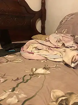 Snapshot of GorillaBBC chatting on February 26, 2026, 6:13 am GorillaBBC online show from February 26, 2026, 6:13 am