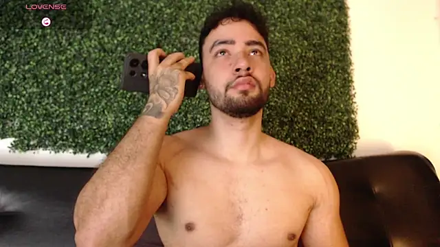 Snapshot of sam_ford_2 chatting on March 30, 2026, 12:12 am sam ford 2 online show from March 30, 2026, 12:12 am