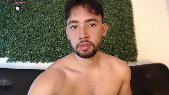 Snapshot of sam_ford_2 chatting on February 14, 2026, 1:17 am sam ford 2 online show from February 14, 2026, 1:17 am