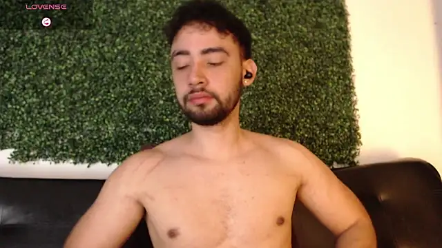 Snapshot of sam_ford_2 chatting on March 24, 2026, 12:54 am sam ford 2 online show from March 24, 2026, 12:54 am