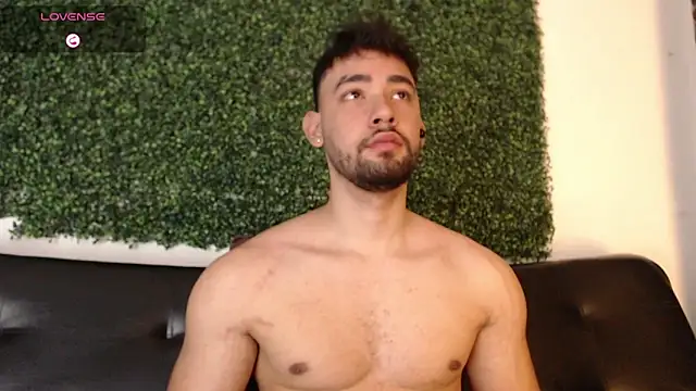 Snapshot of sam_ford_2 chatting on March 6, 2026, 12:38 am sam ford 2 online show from March 6, 2026, 12:38 am