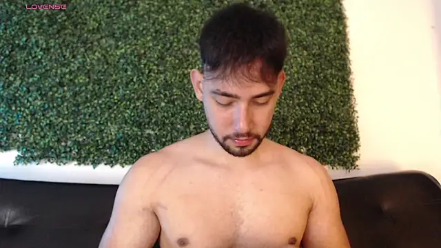 Snapshot of sam_ford_2 chatting on February 15, 2026, 1:39 am sam ford 2 online show from February 15, 2026, 1:39 am