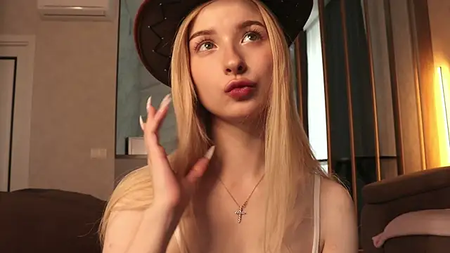 Snapshot of Nana_Wilson chatting on April 6, 2026, 4:46 am Nana Wilson online show from April 6, 2026, 4:46 am