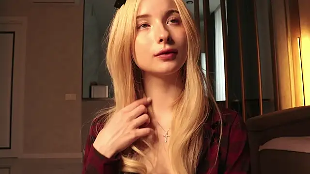 Snapshot of Nana_Wilson chatting on April 9, 2026, 6:19 am Nana Wilson online show from April 9, 2026, 6:19 am