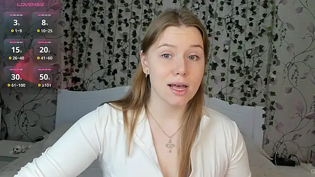  influensii  online show from November 27, 2025, 5:08 am