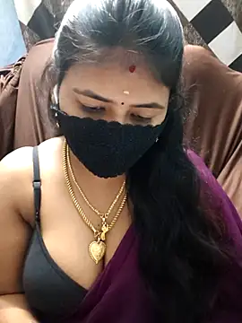 Snapshot of Tamil_Lotus chatting on June 23, 2026, 5:00 pm Tamil Lotus online show from June 23, 2026, 5:00 pm