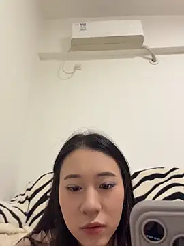 shishi0688 online show from April 18, 2026, 12:29 pm