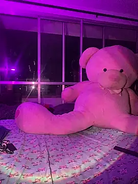 Flora Minx online show from February 7, 2026, 10:12 am