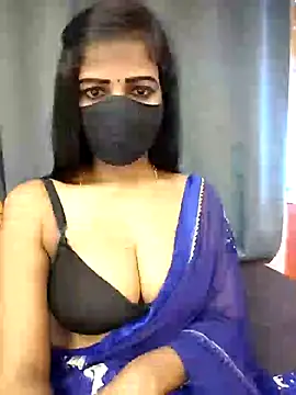 Snapshot of Misss-julli chatting on March 20, 2026, 11:00 am Misss-julli online show from March 20, 2026, 11:00 am