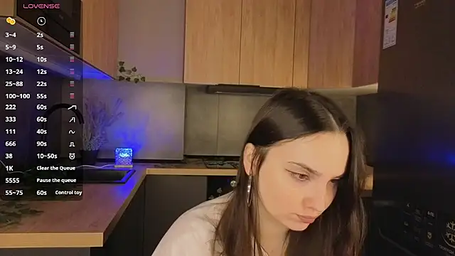 Snapshot of VanessaGrome chatting on October 31, 2025, 7:05 am VanessaGrome online show from October 31, 2025, 7:05 am