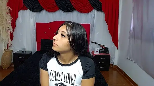 Snapshot of Wendy-13 chatting on September 26, 2025, 11:17 am Wendy-13 online show from September 26, 2025, 11:17 am