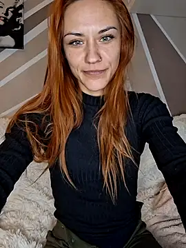 Snapshot of SlimBellaa chatting on February 9, 2026, 9:24 pm SlimBellaa online show from February 9, 2026, 9:24 pm