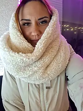 SlimBellaa online show from December 20, 2025, 10:23 pm