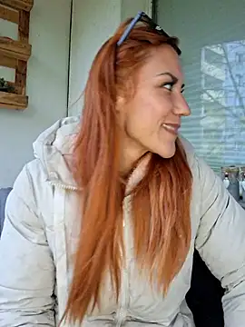 SlimBellaa online show from October 26, 2025, 2:17 pm