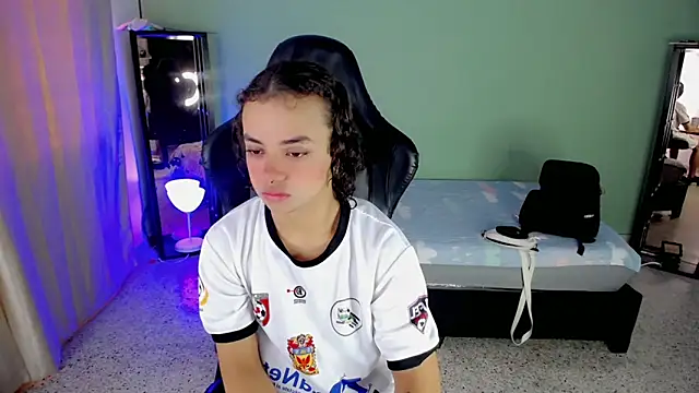 Snapshot of Stein_ chatting on October 24, 2025, 1:32 pm Stein online show from October 24, 2025, 1:32 pm