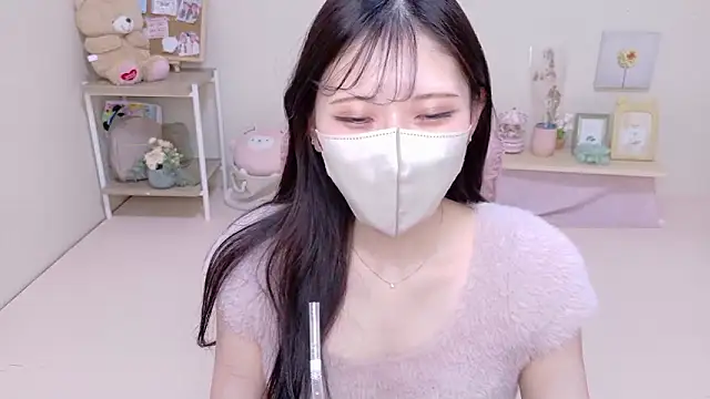 Oo IORI online show from October 3, 2025, 3:02 pm