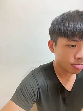 Foxfoxfox4 online show from November 3, 2025, 3:37 pm