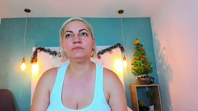 Heidy milf online show from December 20, 2025, 8:12 pm