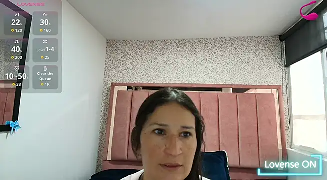 Snapshot of Barbara_fox__ chatting on April 6, 2026, 12:06 pm Barbara fox online show from April 6, 2026, 12:06 pm