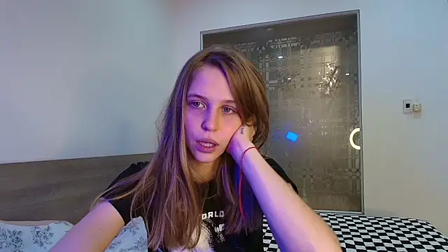 Snapshot of littlemolly11 chatting on September 26, 2025, 3:19 pm littlemolly11 online show from September 26, 2025, 3:19 pm