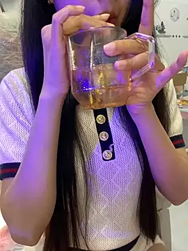 Snapshot of Sexlove_bb chatting on April 10, 2026, 12:39 am Sexlove bb online show from April 10, 2026, 12:39 am