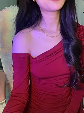 Snapshot of Sexlove_bb chatting on April 1, 2026, 12:13 am Sexlove bb online show from April 1, 2026, 12:13 am