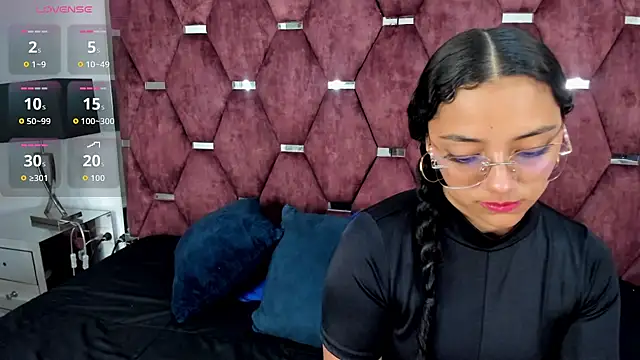 Angellit Afrodita  online show from November 8, 2025, 11:58 am