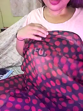 Snapshot of Hot-Sexy-Riya chatting on December 17, 2025, 7:24 am Hot-Sexy-Riya online show from December 17, 2025, 7:24 am