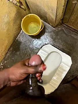 Snapshot of mrsaihotguy chatting on September 13, 2025, 12:43 am mrsaihotguy online show from September 13, 2025, 12:43 am