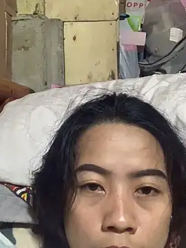 Snapshot of hotsunflower chatting on December 17, 2025, 7:35 am hotsunflower online show from December 17, 2025, 7:35 am