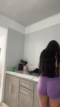 Snapshot of ikaweri chatting on December 1, 2025, 2:40 pm ikaweri online show from December 1, 2025, 2:40 pm