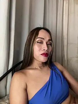 Snapshot of RomanticPearlTS chatting on March 23, 2026, 2:39 pm RomanticPearlTS online show from March 23, 2026, 2:39 pm