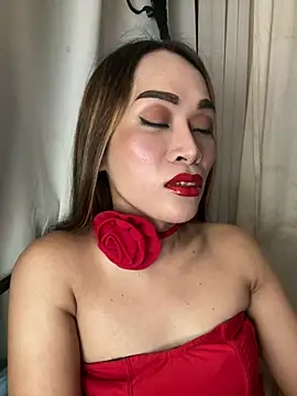 RomanticPearlTS online show from May 22, 2026, 12:19 am