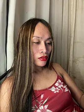 Snapshot of RomanticPearlTS chatting on March 18, 2026, 2:19 pm RomanticPearlTS online show from March 18, 2026, 2:19 pm