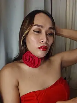 RomanticPearlTS online show from May 10, 2026, 12:42 pm