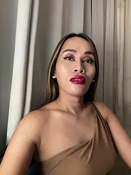 Snapshot of RomanticPearlTS chatting on March 27, 2026, 1:47 am RomanticPearlTS online show from March 27, 2026, 1:47 am