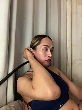 Snapshot of RomanticPearlTS chatting on March 10, 2026, 4:00 pm RomanticPearlTS online show from March 10, 2026, 4:00 pm