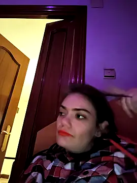 Junani2231 online show from November 12, 2025, 1:43 am