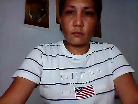 nhayasquirt online show from December 4, 2025, 10:58 am