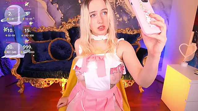 LilElfie online show from November 19, 2025, 9:59 pm