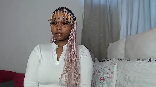 DarrkDeeva68 online show from December 1, 2025, 1:45 pm