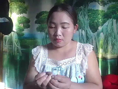 PhamPhung online show from October 9, 2025, 2:23 am