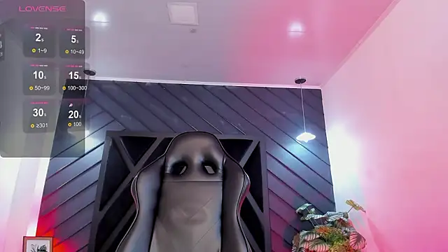 marco garciia  online show from February 17, 2026, 11:13 pm