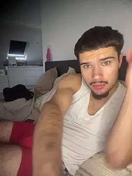 los freaky online show from October 31, 2025, 12:35 pm