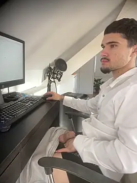 los freaky online show from October 21, 2025, 2:27 pm