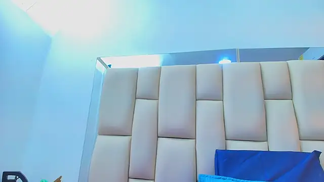 sweet amye online show from January 14, 2026, 7:06 pm