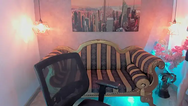 Dali collin online show from January 5, 2026, 5:49 pm