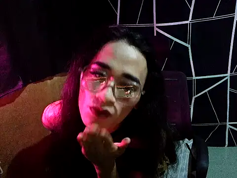 Madylinebigcock69 online show from June 25, 2026, 11:54 pm